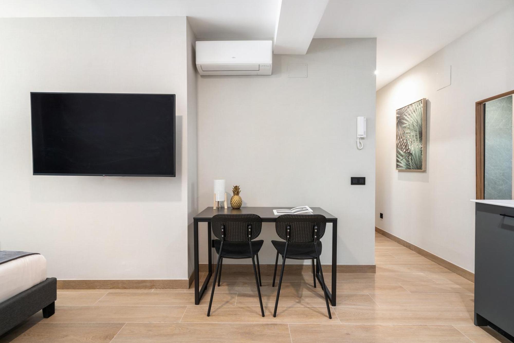 Ferienwohnung Dobo Madrid Cabrera Zimmer foto
