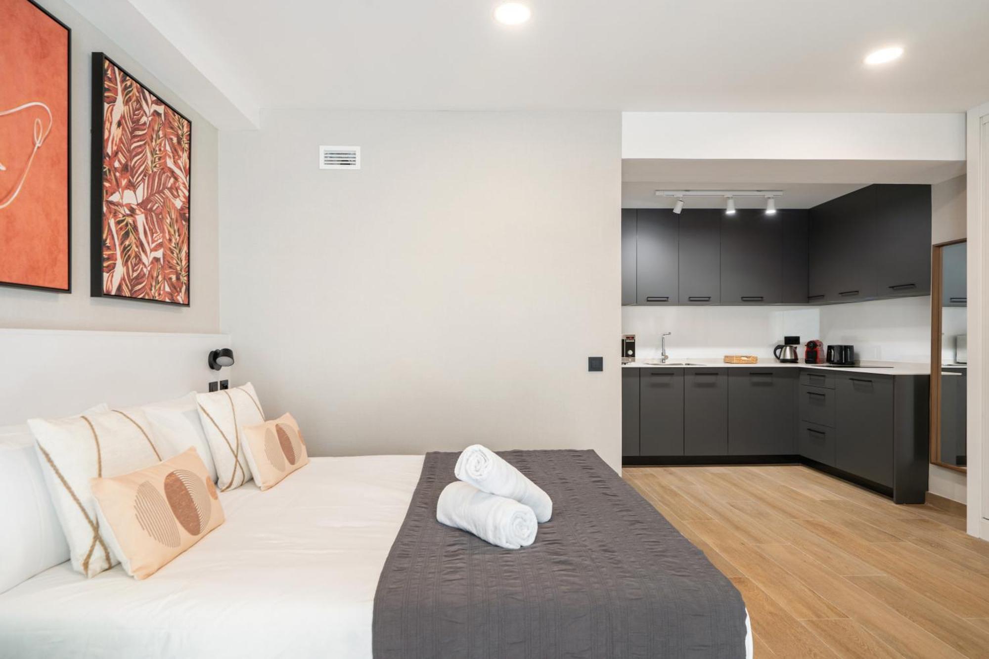 Ferienwohnung Dobo Madrid Cabrera Zimmer foto